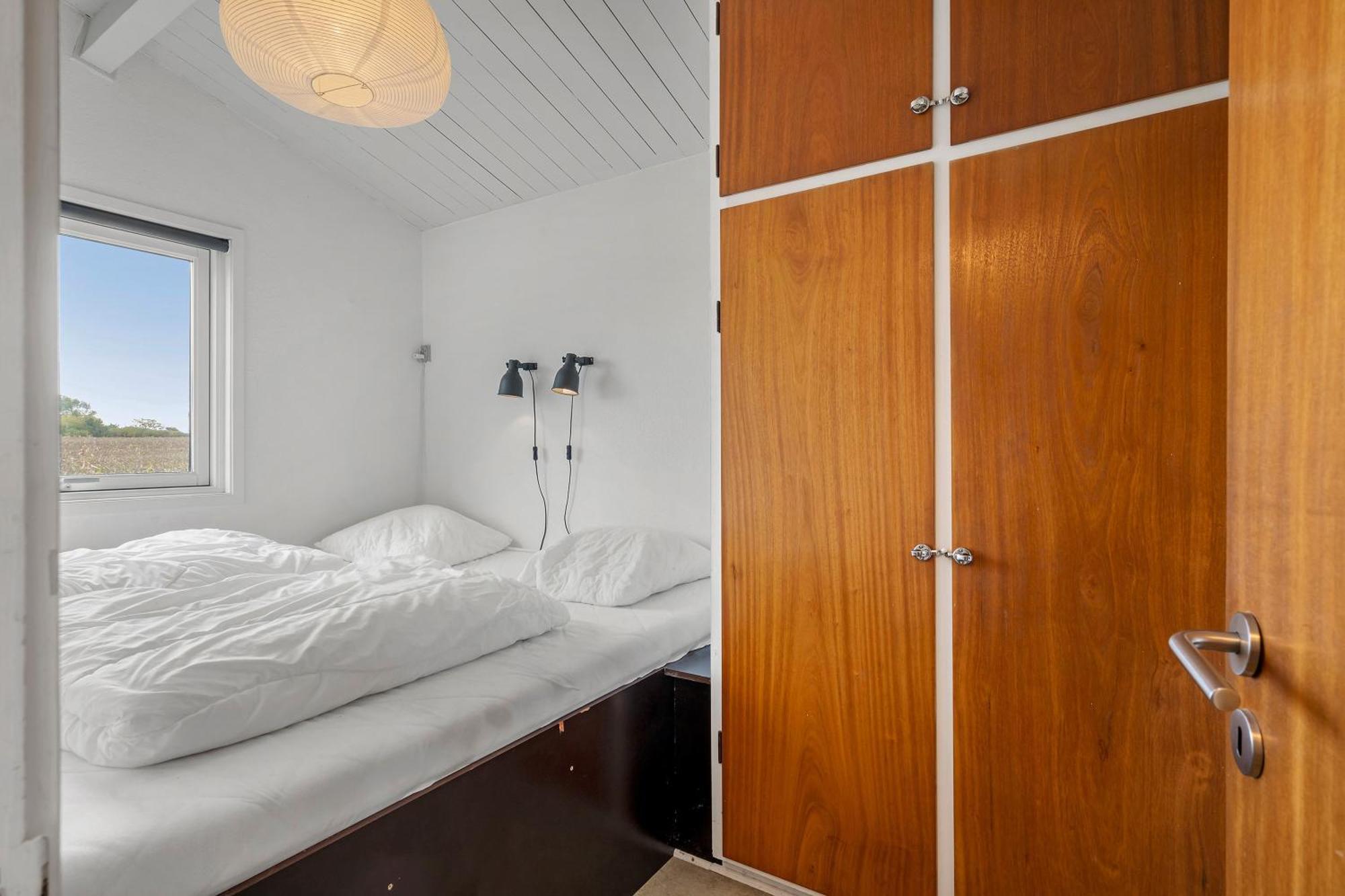 Immaculate 2-Bed House At The Beach 12H Brenderup Bagian luar foto